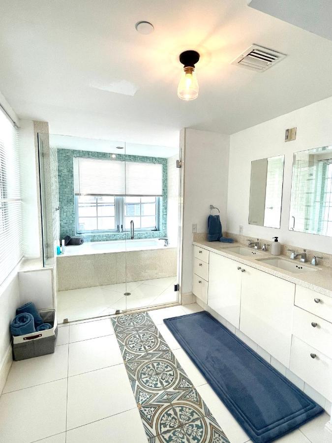Beachfront Apt In Carlyle Hotel On Ocean Drive Miami Beach Dış mekan fotoğraf